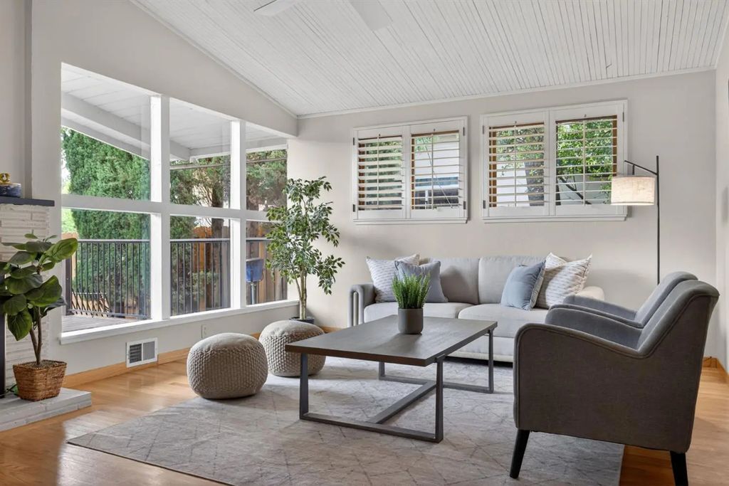 4524 Crestridge Road, Fair Oaks