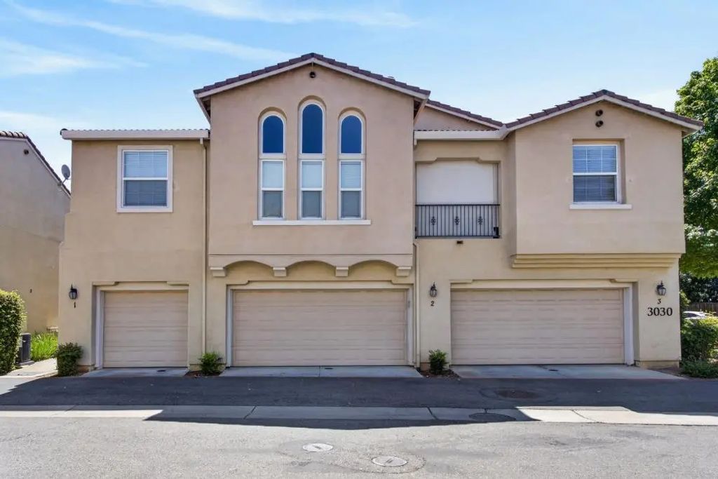 3030 Sierra View Cir 2, Lincoln