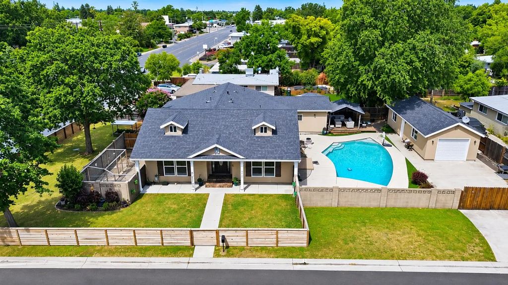4856 Hazelwood Avenue, Carmichael