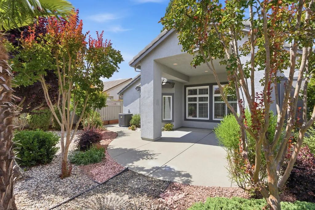 7476 Apple Hollow Loop, Roseville