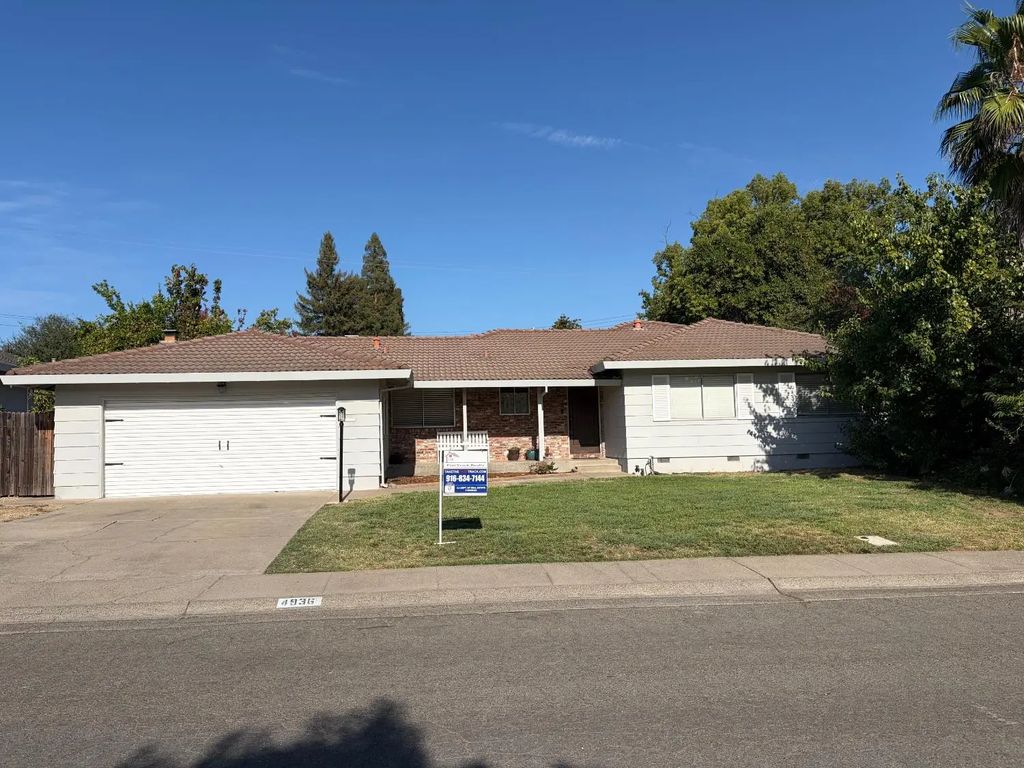 4936 Brookglen Way, Carmichael
