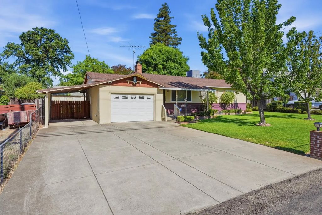 6947 Mariposa Avenue, Citrus Heights