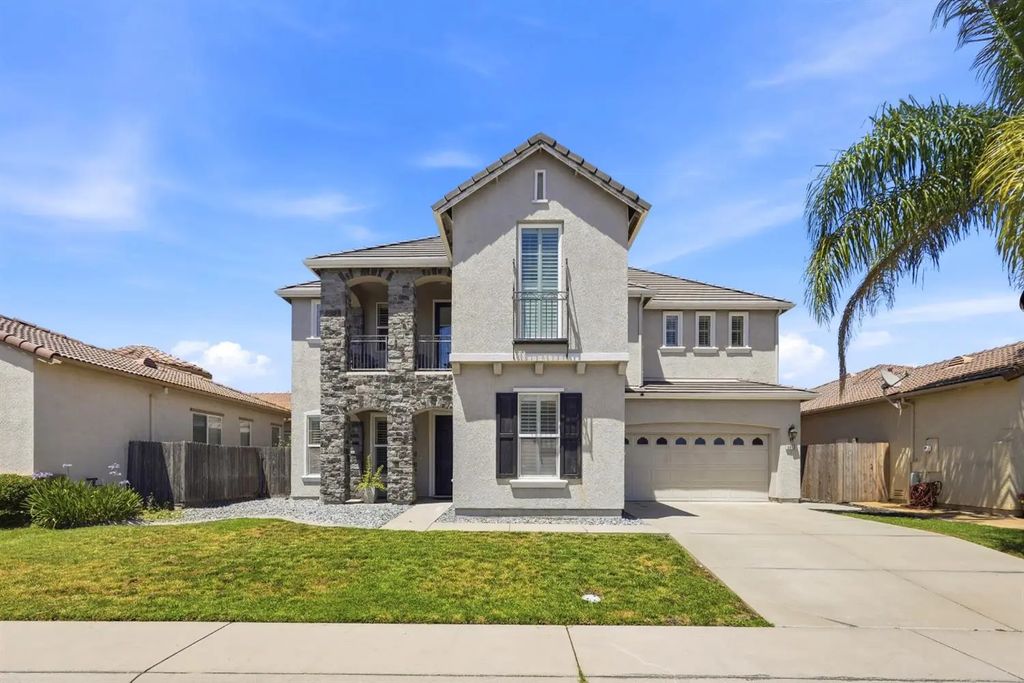 6813 Vilamoura Way, Elk Grove