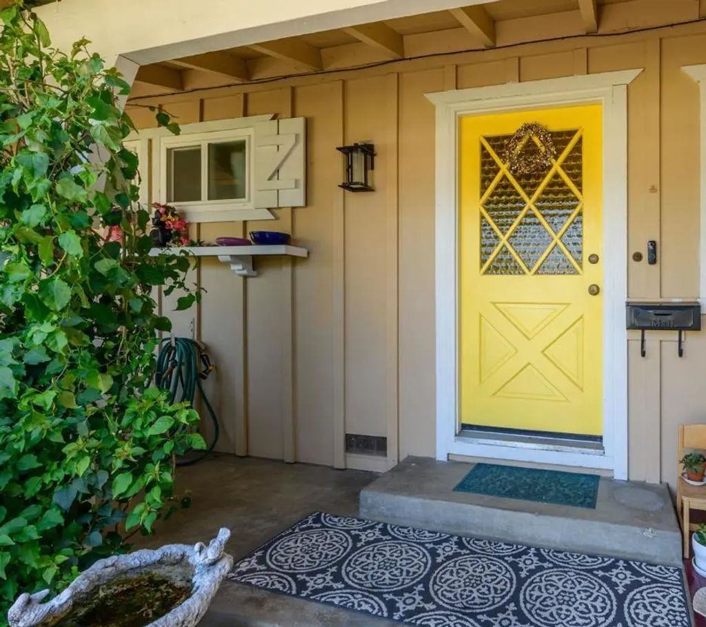 5034 Robander Street, Carmichael