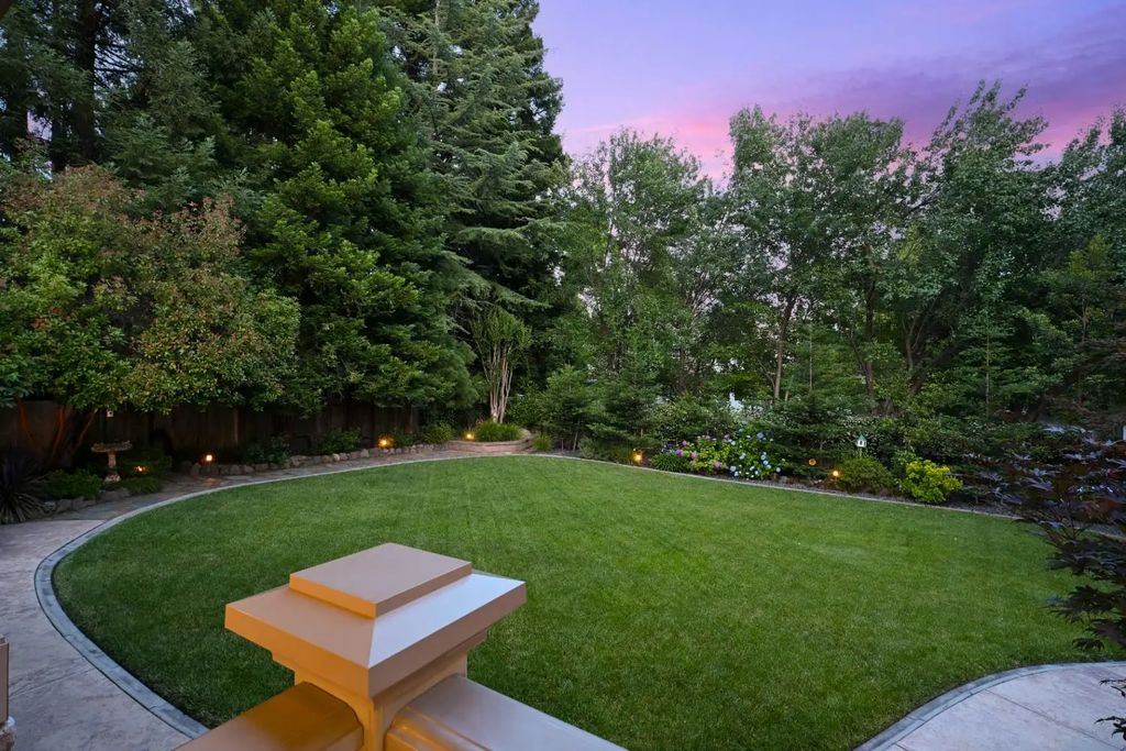 11225 Sunrise Ridge Circle, Auburn
