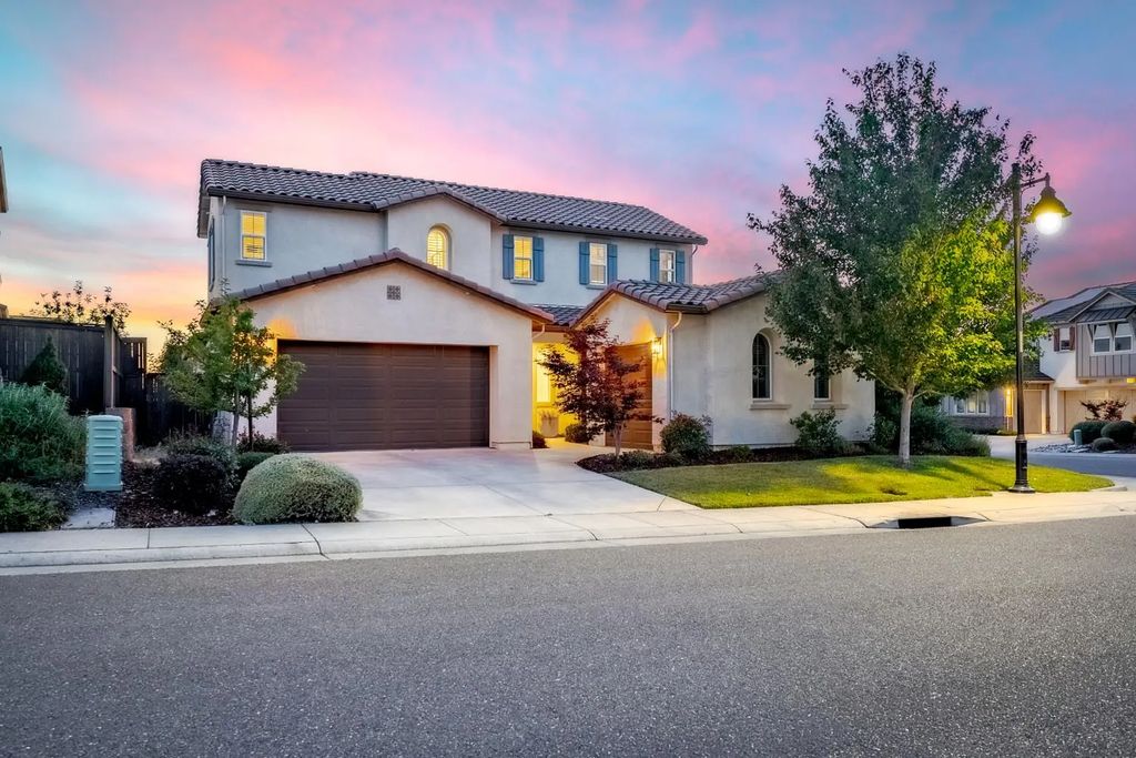 800 Lazy Creek Drive, Rocklin