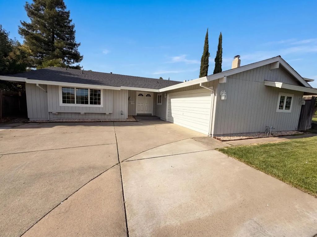6840 Oaklawn Way, Fair Oaks