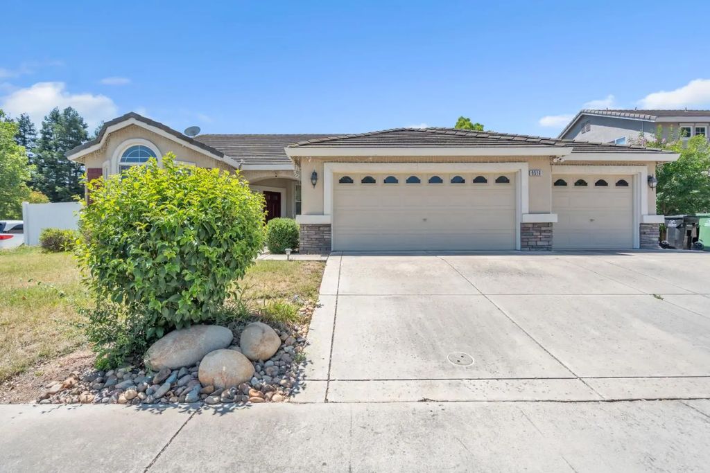 9516 Grasmeer Way, Elk Grove