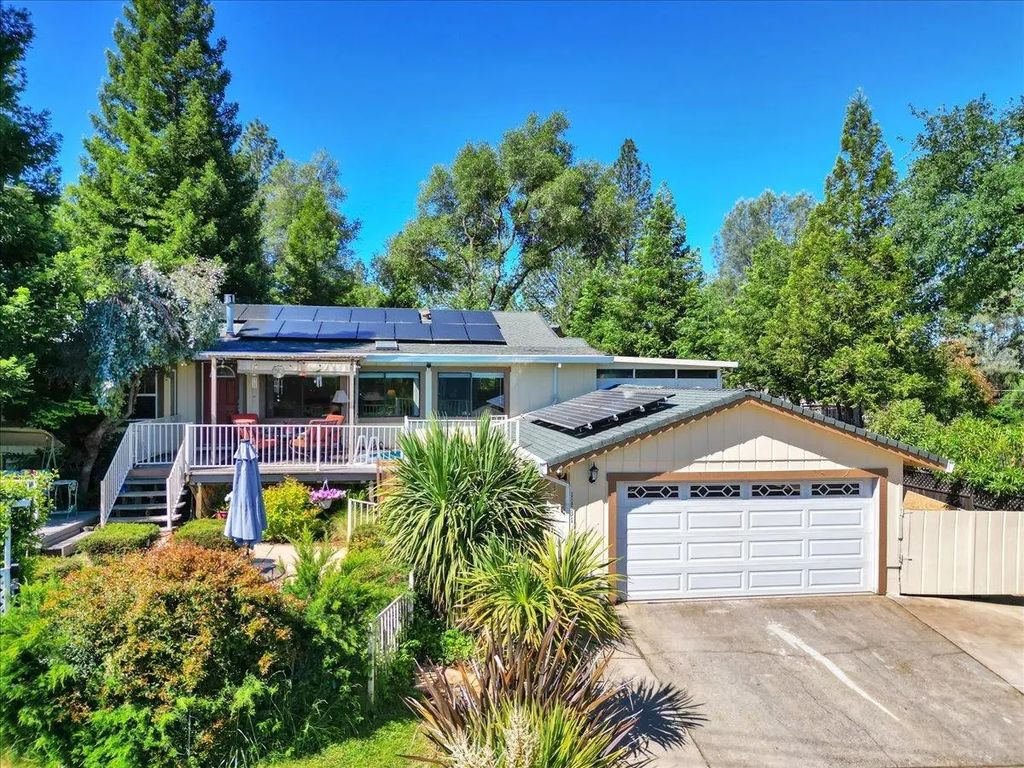 11131 Lakeshore North, Auburn