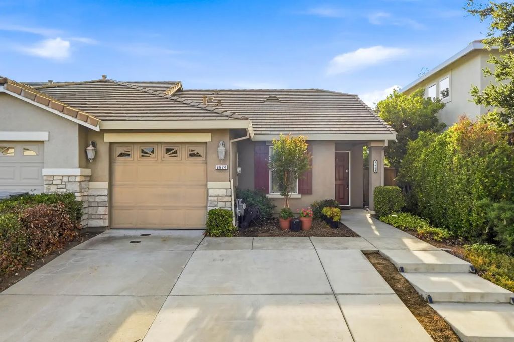8624 W Wing Drive, Elk Grove