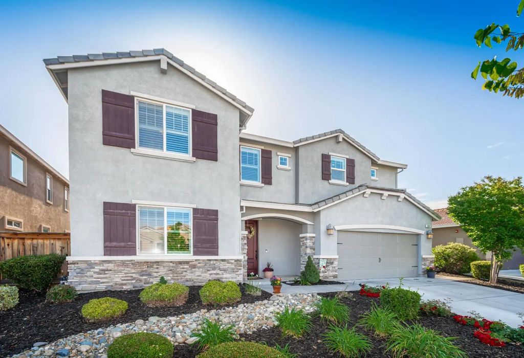 566 Verona Circle, Lincoln