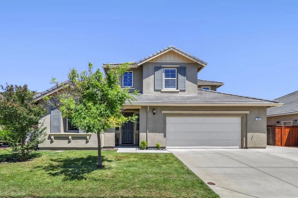 308 Winthrop Court, Roseville