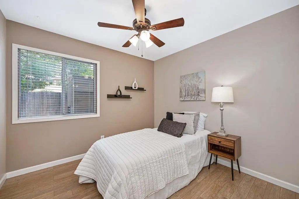 1035 Shenencock Way, Roseville