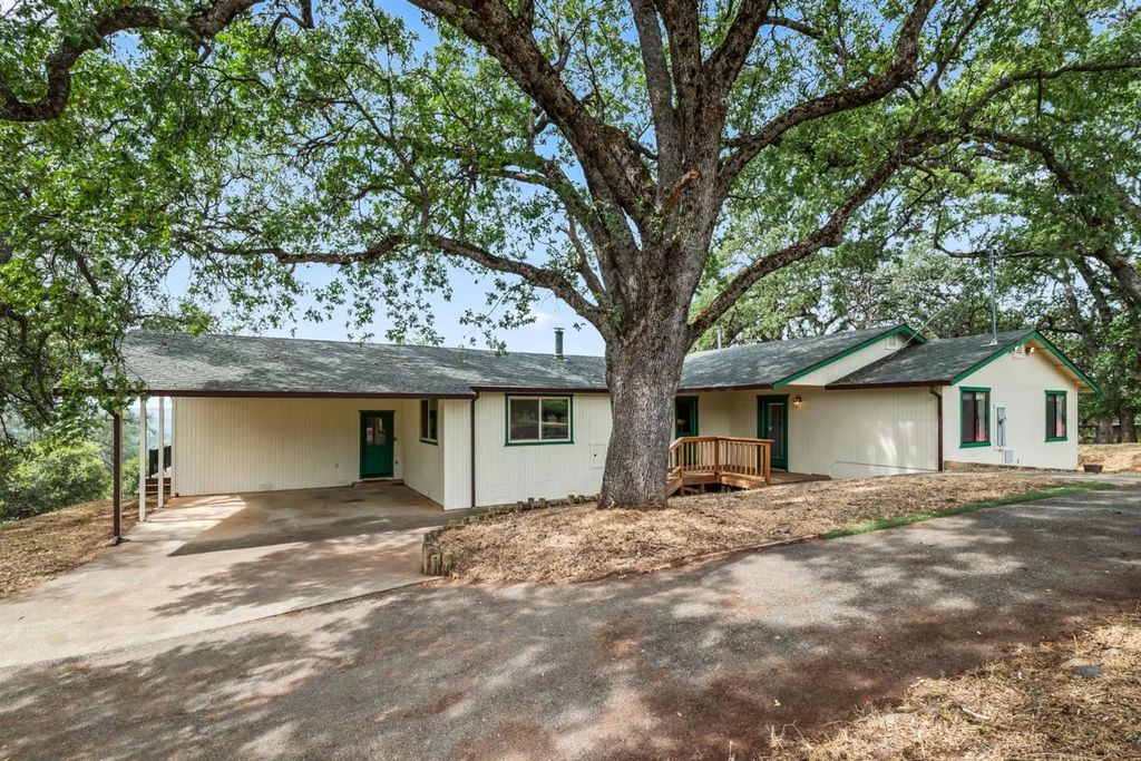 3700 Springer Road, Placerville