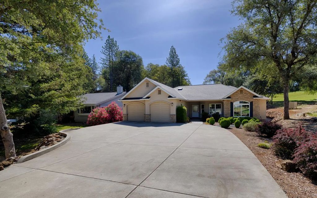 11733 Inverness Way, Auburn