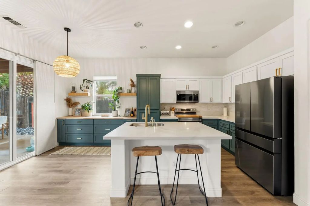 1341 Grove Creek Way, Lincoln