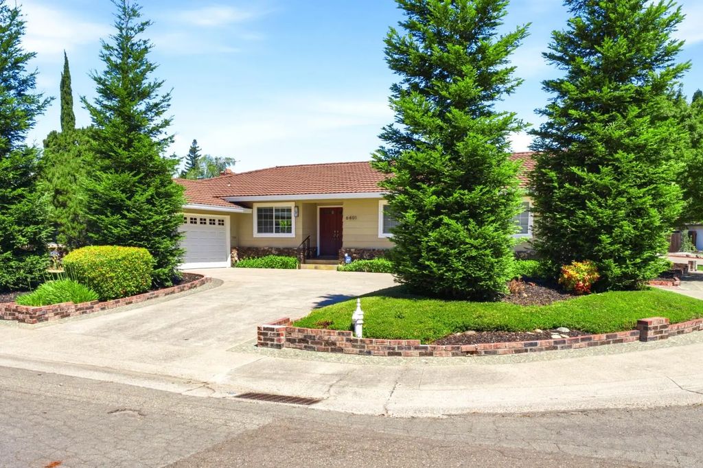 6401 Teal Way, Carmichael