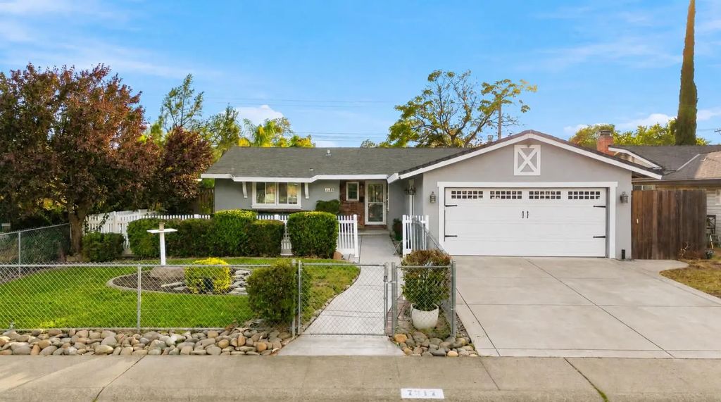 7217 Circlet Way, Citrus Heights
