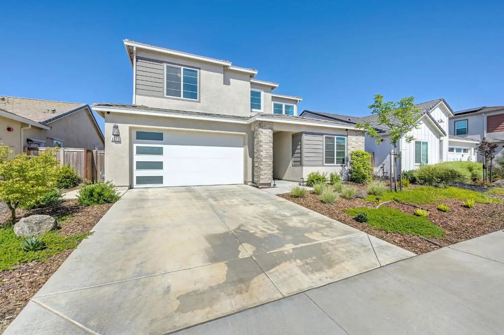 8370 Pinot Grigio Street, Roseville