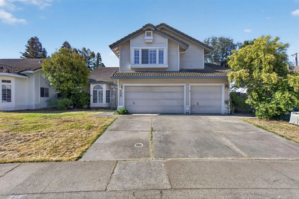 625 Vernon Oaks Drive, Roseville