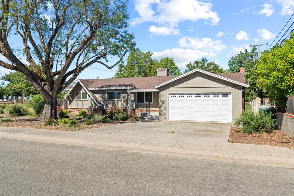 2101 Bircher Way, Carmichael