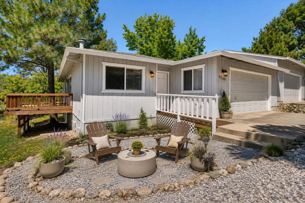 23198 Lone Pine Drive, Auburn