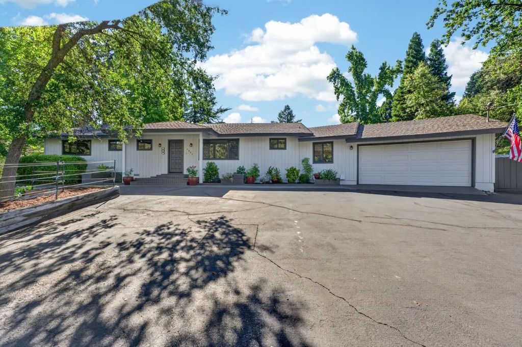 6845 Auburn Folsom Road, Granite Bay