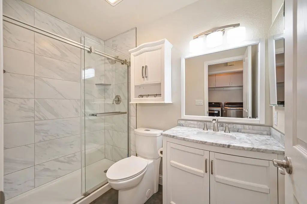 533 Alden Way, Roseville