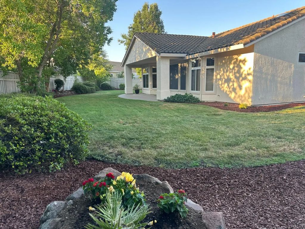216 Mustang Ct, Roseville
