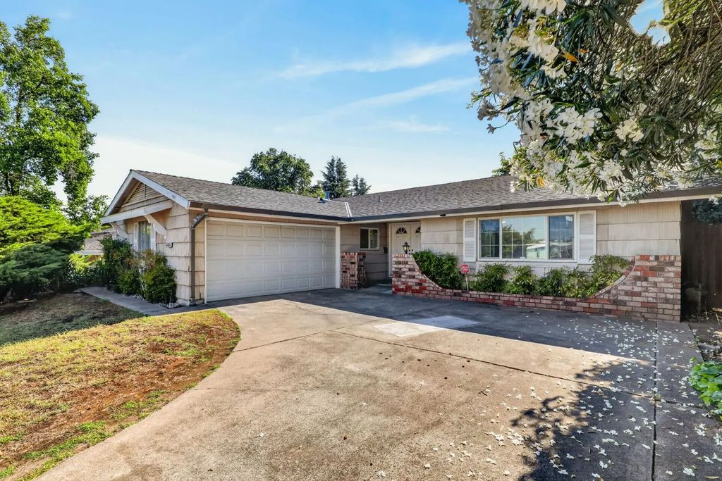 4864 Papaya Drive, Fair Oaks