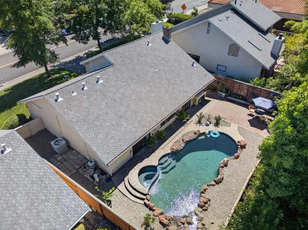 7917 Wildridge, Fair Oaks