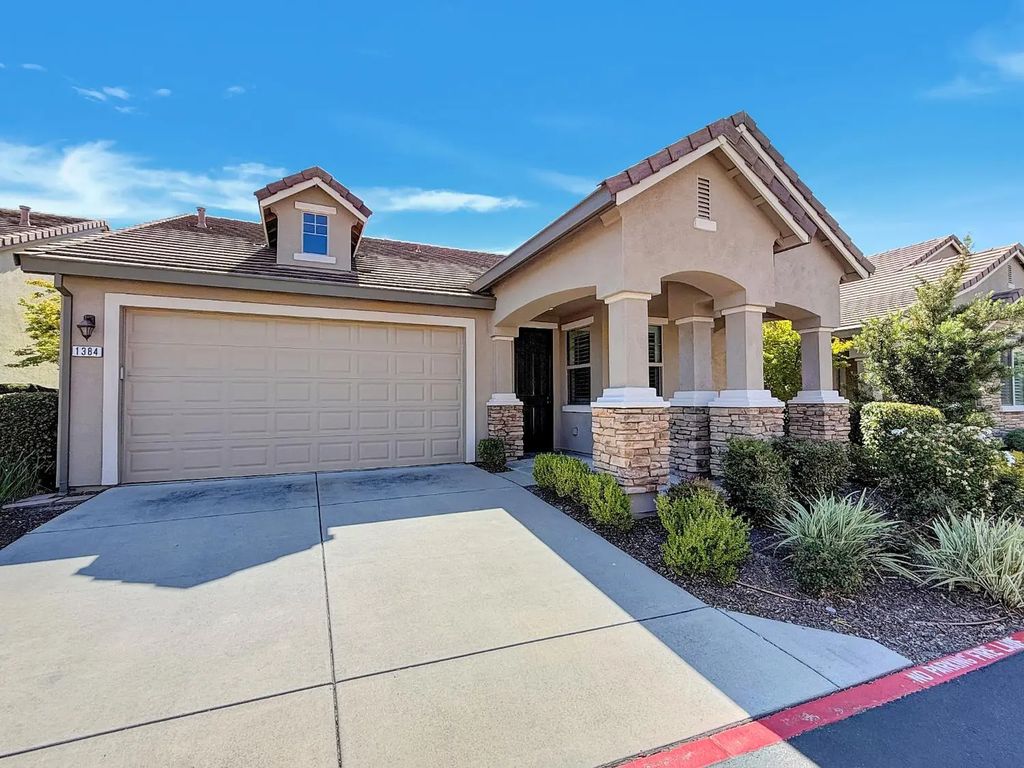 1384 Volonne Drive, Roseville