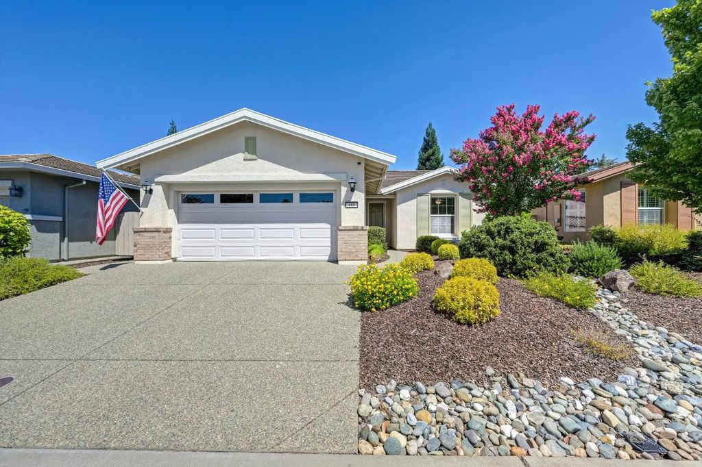408 Daylily Lane, Lincoln