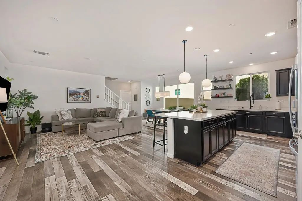 3105 Club Center Drive, Sacramento