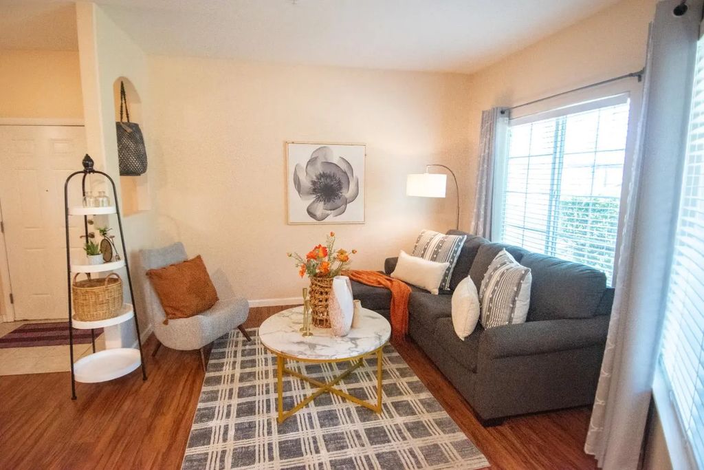 4200 E Commerce Way 2412, Sacramento