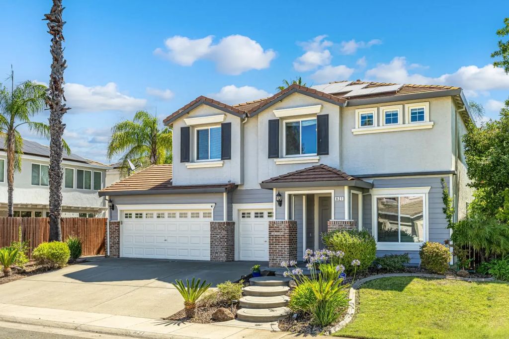 821 Dunbar Court, Lincoln