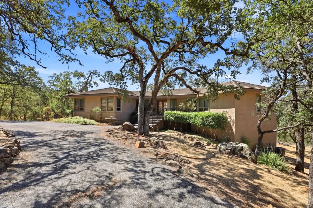 6840 Gallagher Road, Pilot Hill