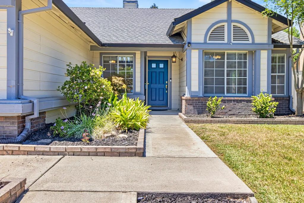 8201 Palmerson Drive, Antelope