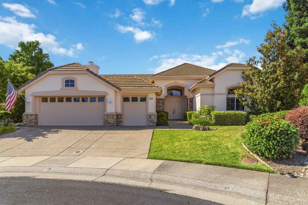 209 Strongbox Court, Roseville