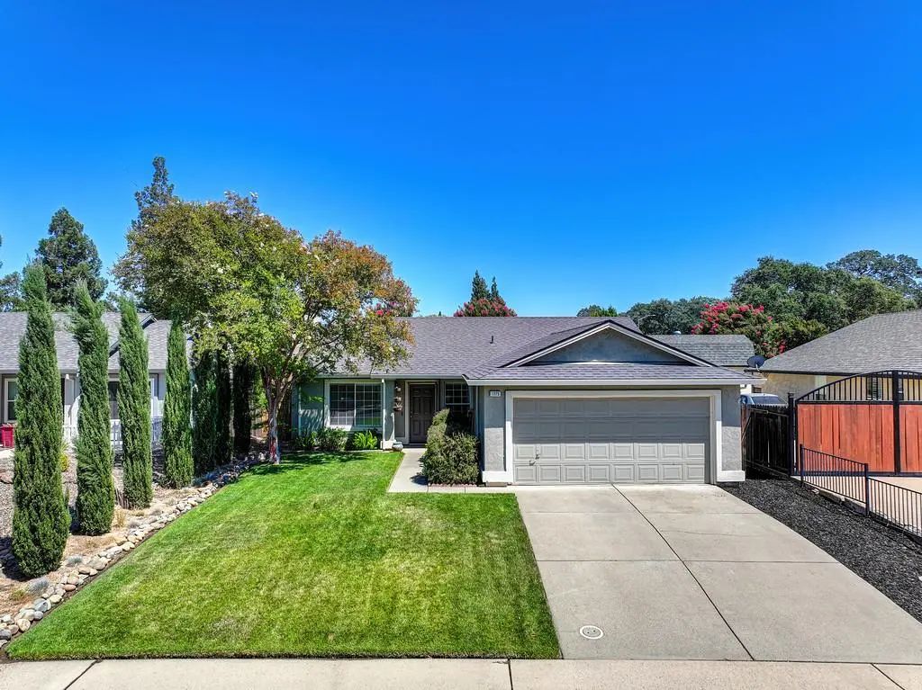 1275 Larkflower Way, Lincoln