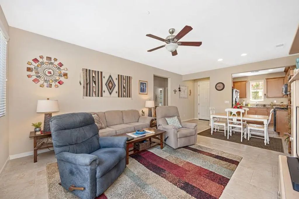 7438 Chevelle Way, Sacramento