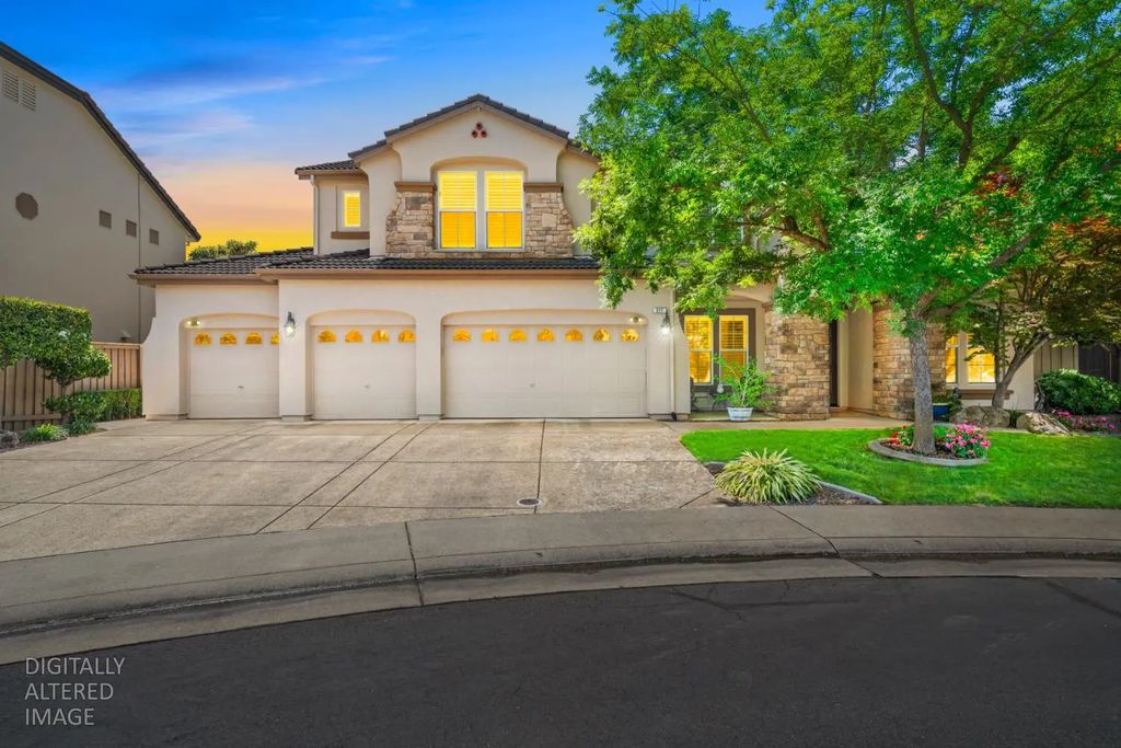 217 Baroness Court, Roseville