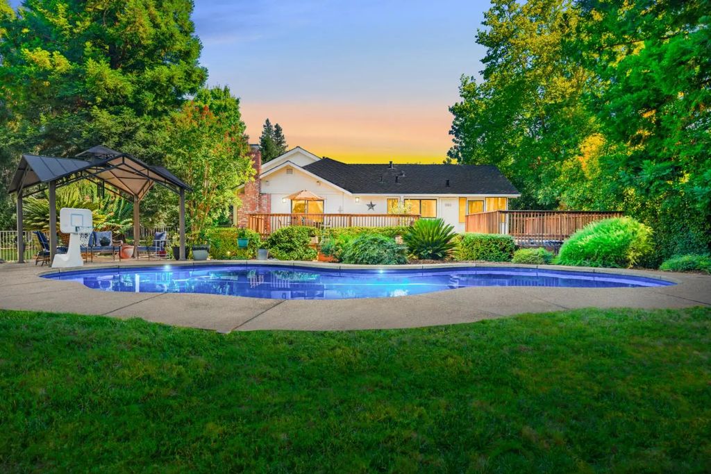 5435 Bridge Creek Lane, Carmichael