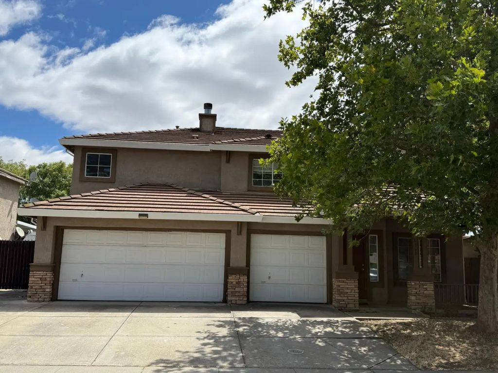 8368 Mcgray Way, Elk Grove