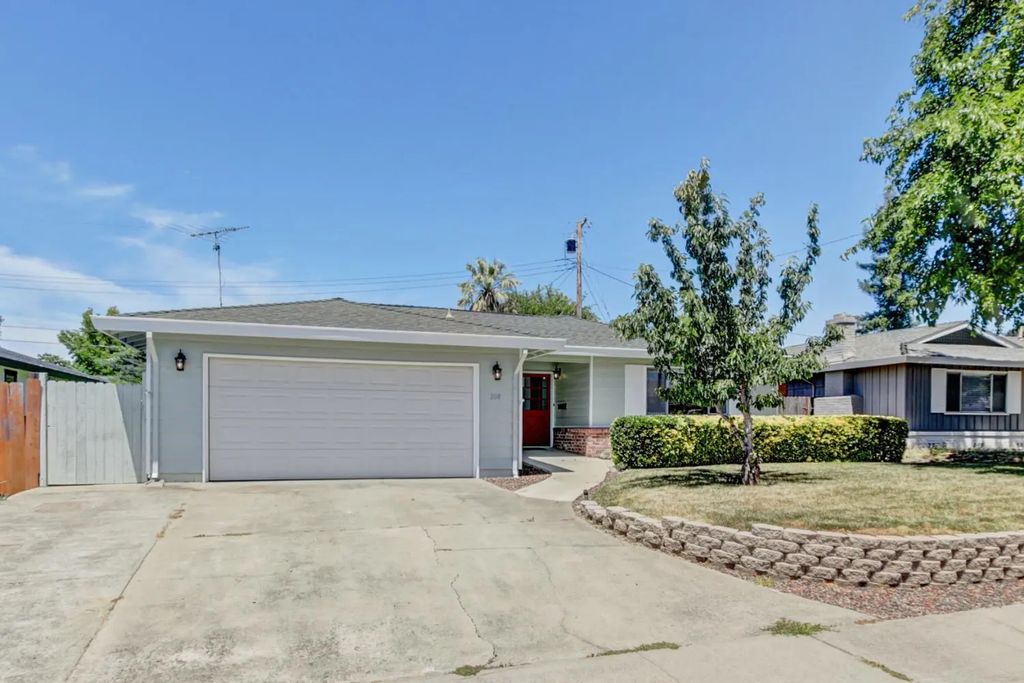 208 Baldwin Avenue, Roseville