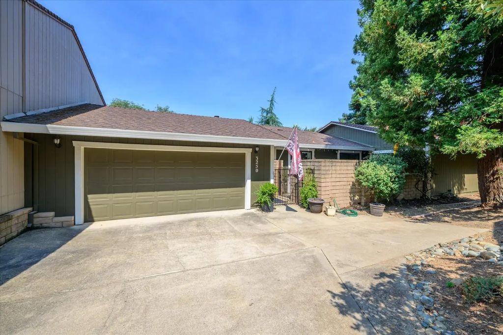 3250 Heights Drive, Cameron Park