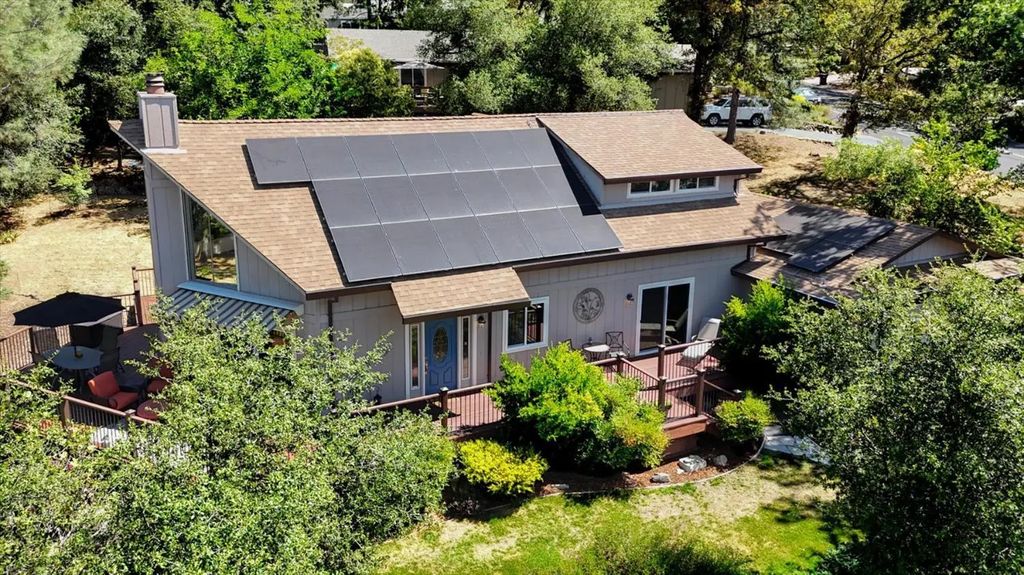 12922 Lakeshore, Auburn