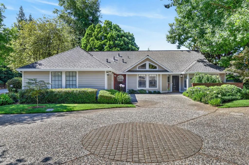 1073 Harrington Way, Carmichael
