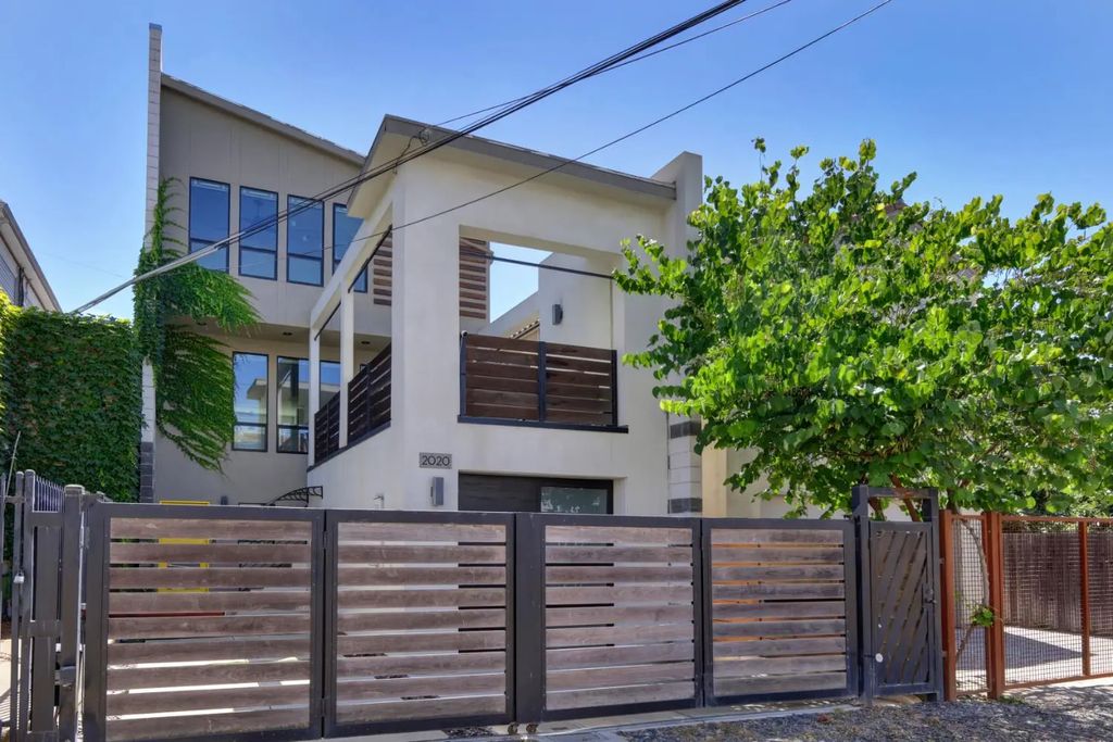 2020 Rice Alley, Sacramento