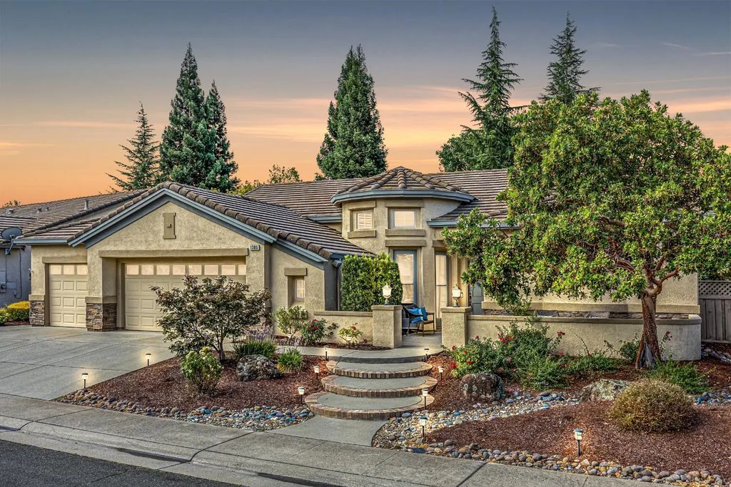 1305 Perdita Lane, Lincoln